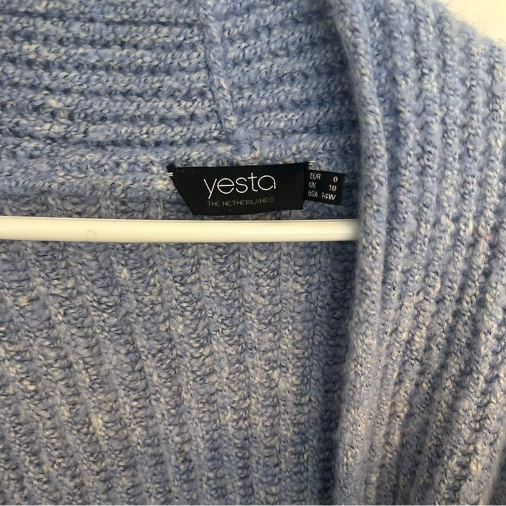 Yesta Blue Women's Belted Cardigan Sweater. Size 14W - Picture 8 of 12